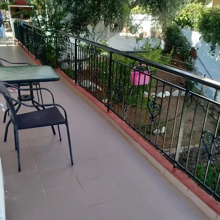 Apartment Bousounis *